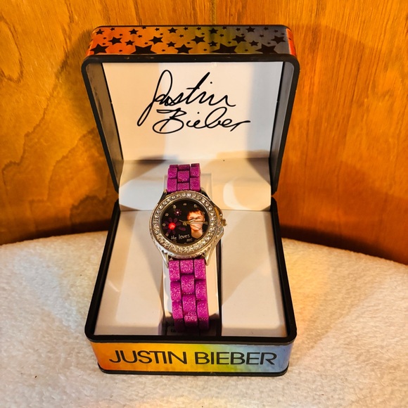 Justin Bieber 2011 Collectable Wrist Watch Pink Band Music New With Box - Picture 1 of 7
